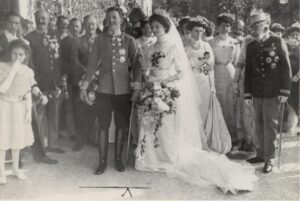 カールとツィタの婚礼。前列右はフランツ・ヨーゼフ1世 
